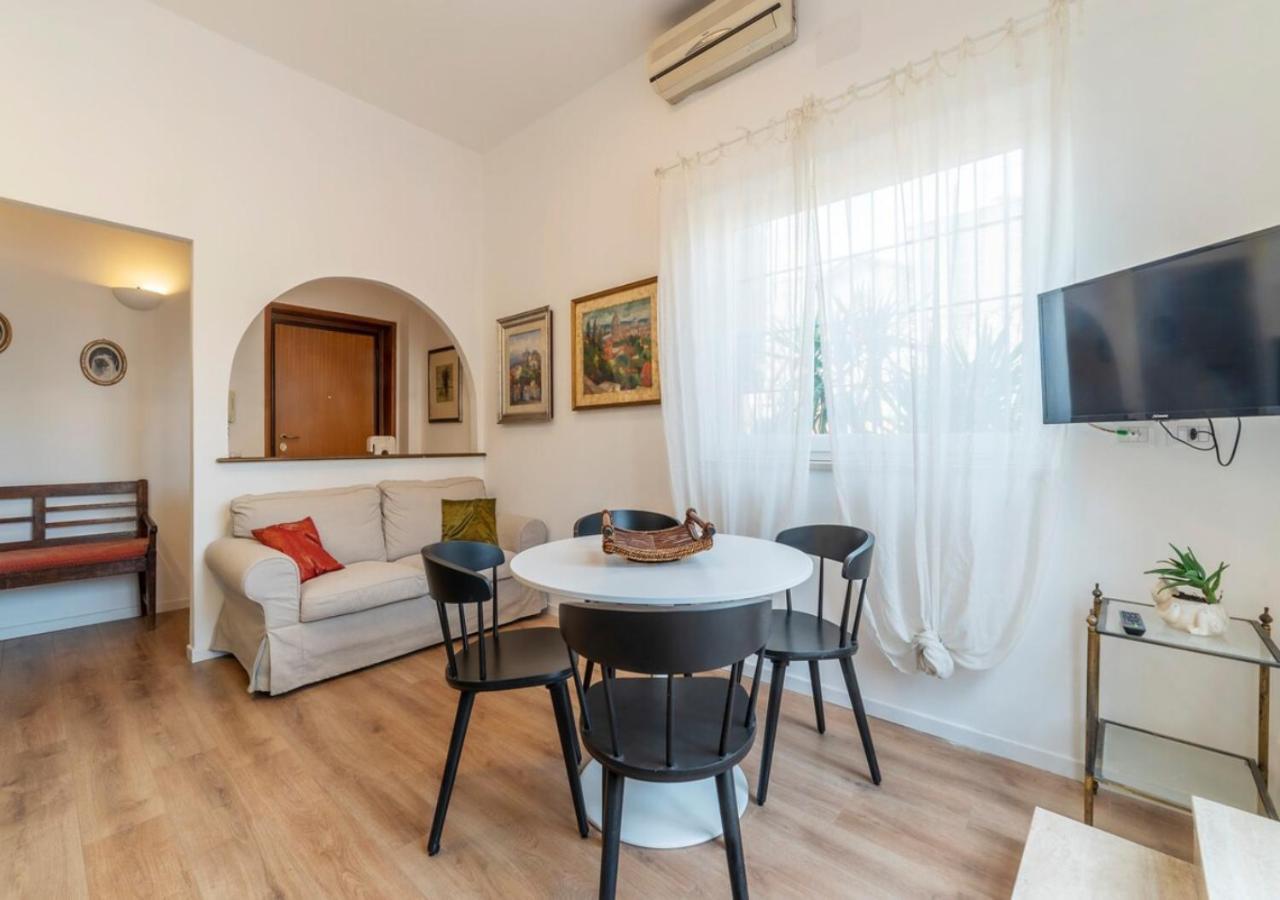 Elegant, With Private Terrace Next To The Vatican Rome Luaran gambar
